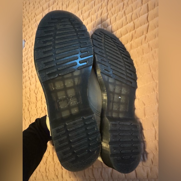 Dr. Martens 101 Leather Lace-Up Boots Yellow Stitch Sz US 9 NWOB - Picture 7 of 7